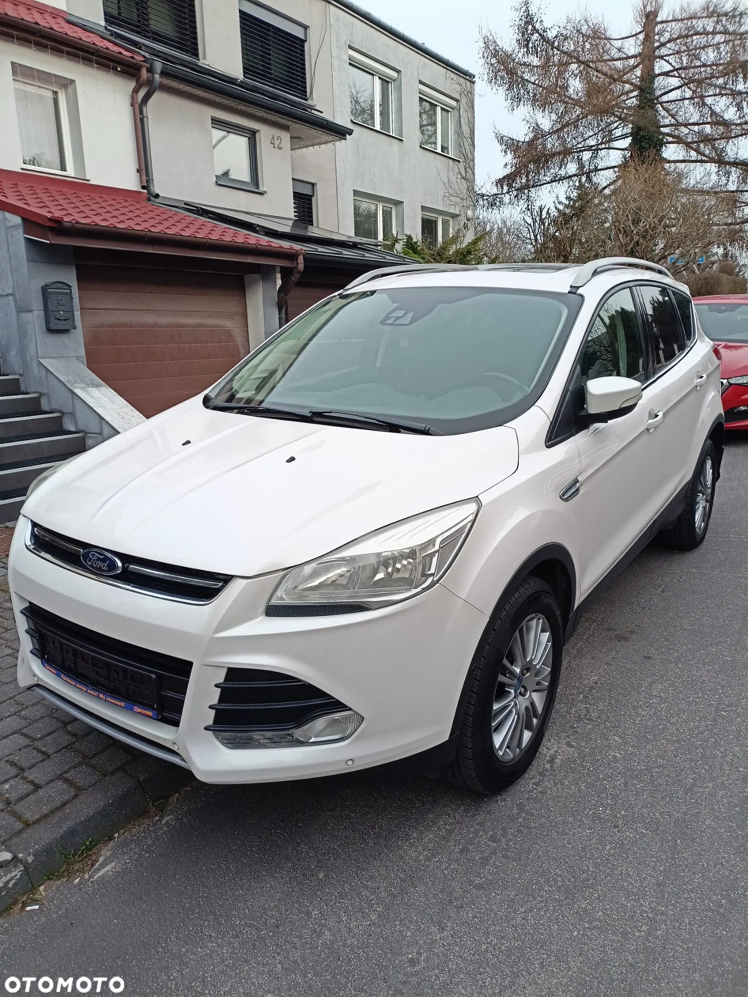 Ford Kuga - 2