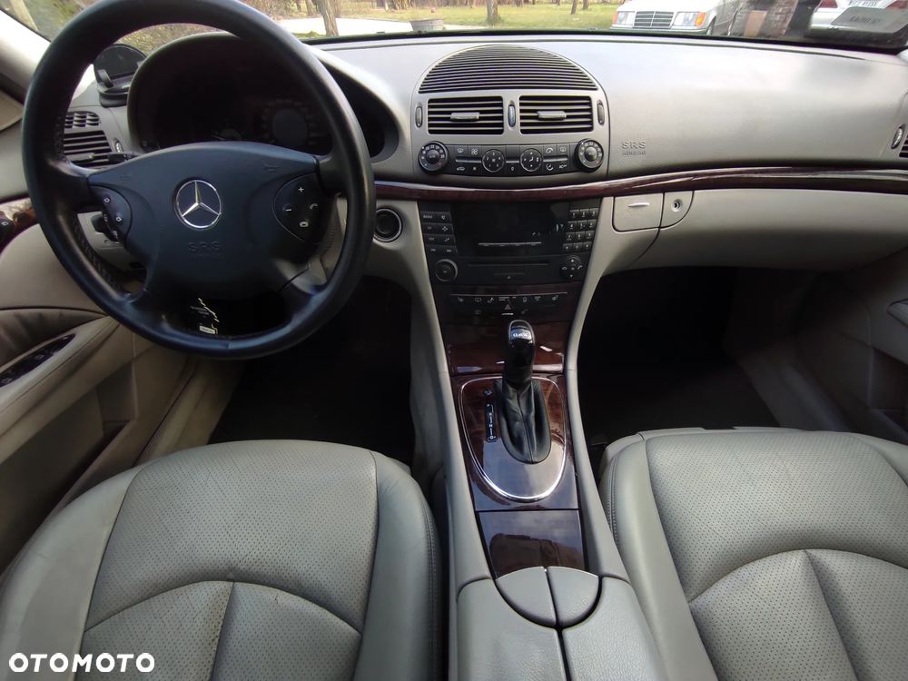 Mercedes-Benz Klasa E - 20