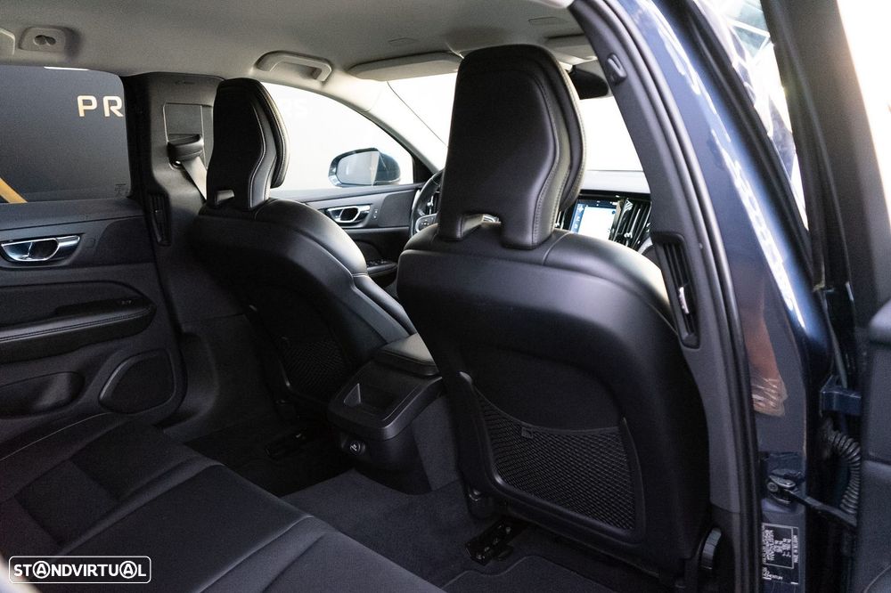 Volvo V60 2.0 D3 Momentum - 46