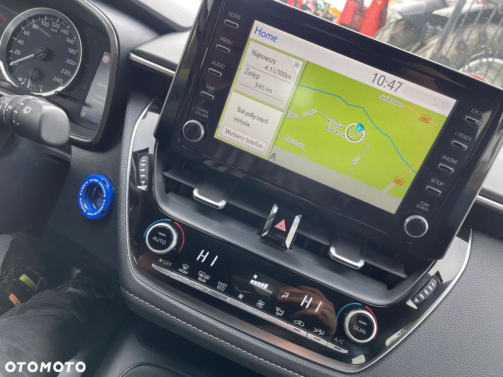 Toyota Corolla 1.8 Hybrid Executive - 16