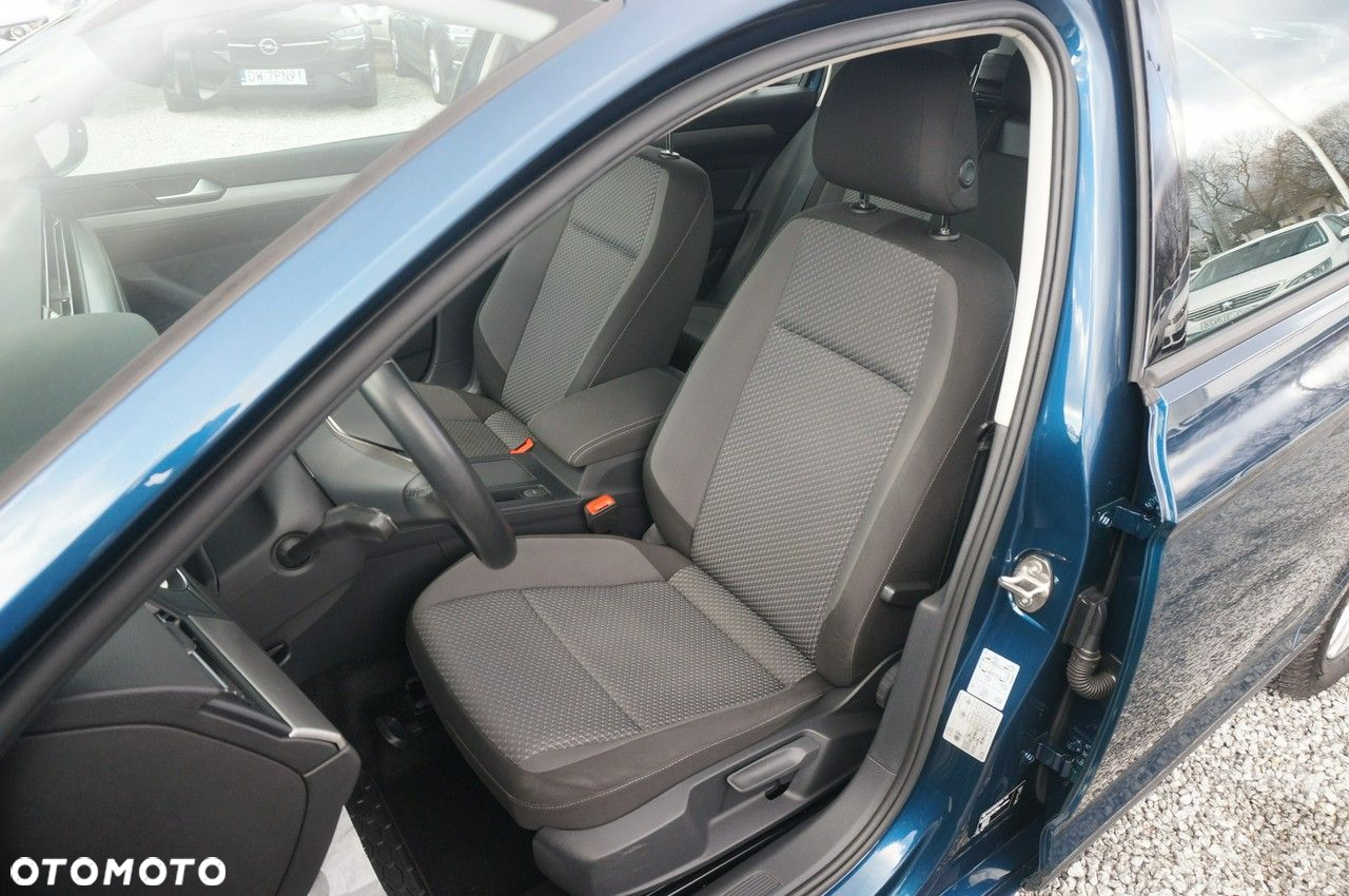 Volkswagen Passat 2.0 TDI EVO Essence - 22