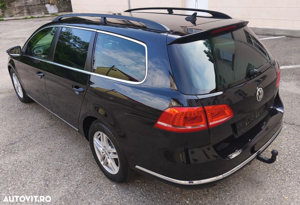 Volkswagen Passat - 4