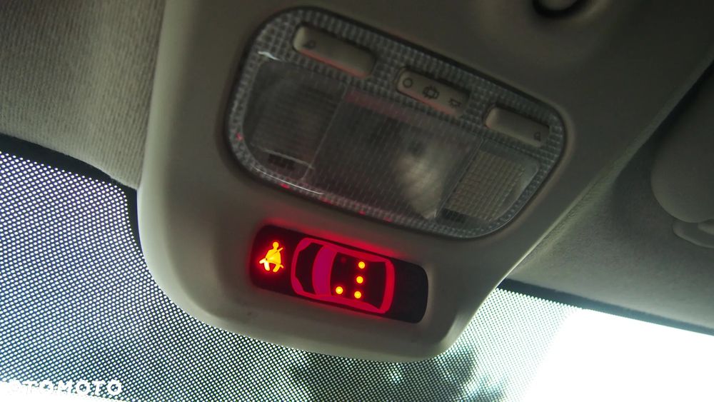 Citroën C3 Picasso VTi 120 Exclusive - 24