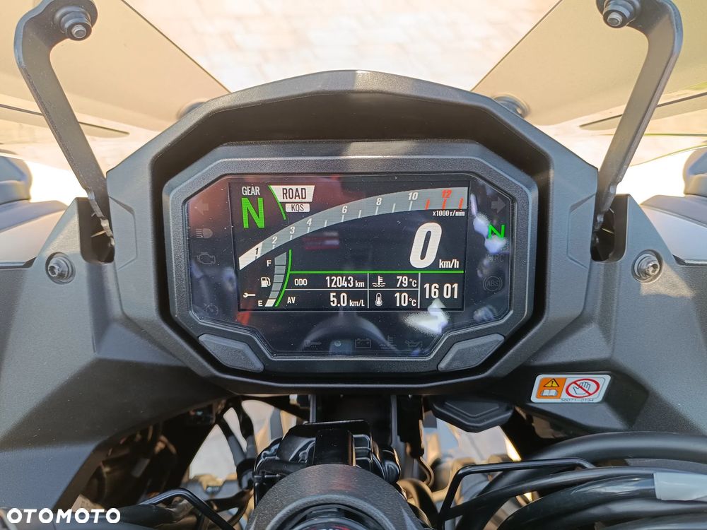 Kawasaki Ninja 1000 SX - 35