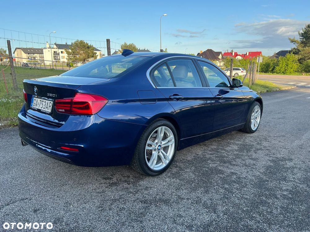 BMW Seria 3 320i Advantage - 6
