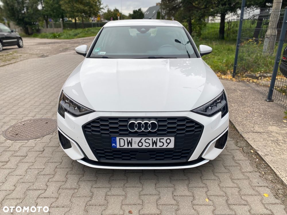 Audi A3 Sportback - 2