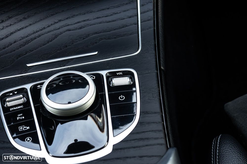 Mercedes-Benz C 220 d AMG Line - 25