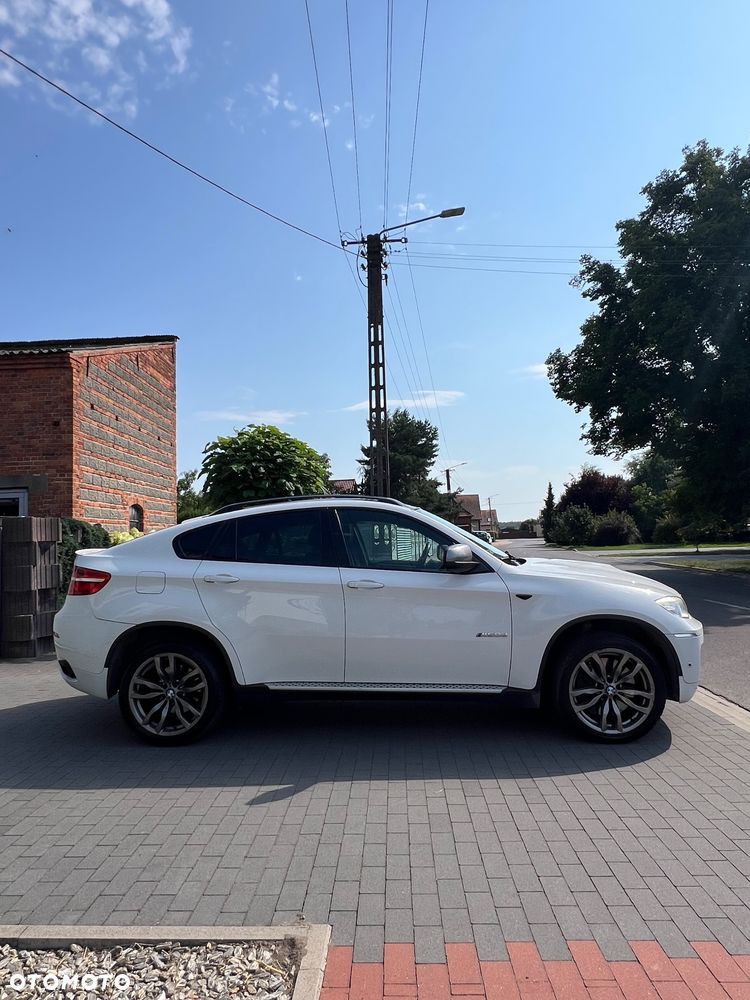 BMW X6 xDriveM50d - 10