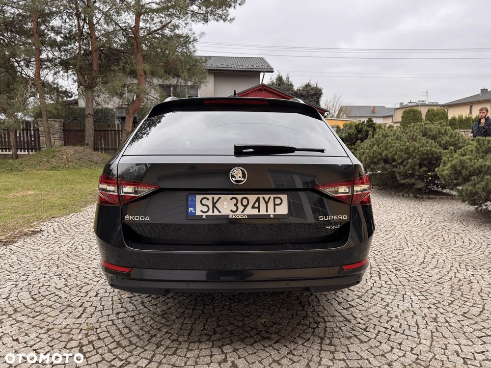 Skoda Superb 2.0 TDI SCR 4x4 L&K DSG - 7