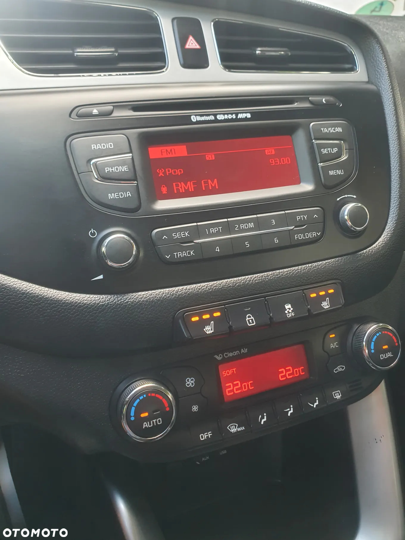 Kia Ceed 1.6 GDI SW Vision - 19