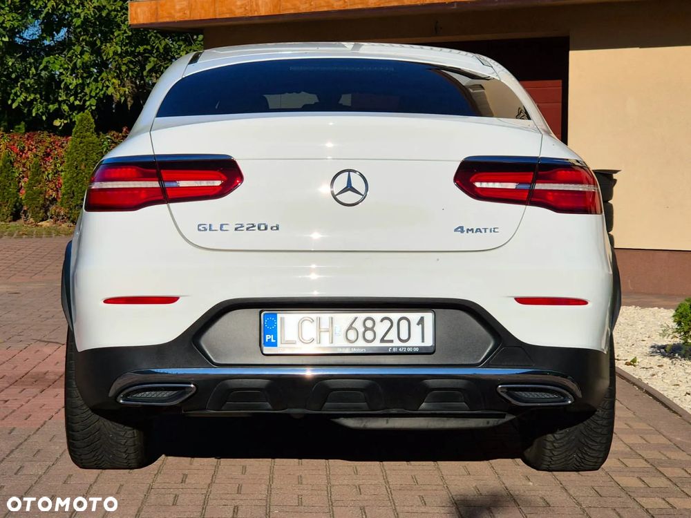 Mercedes-Benz GLC 220 d 4Matic 9G-TRONIC AMG Line - 11