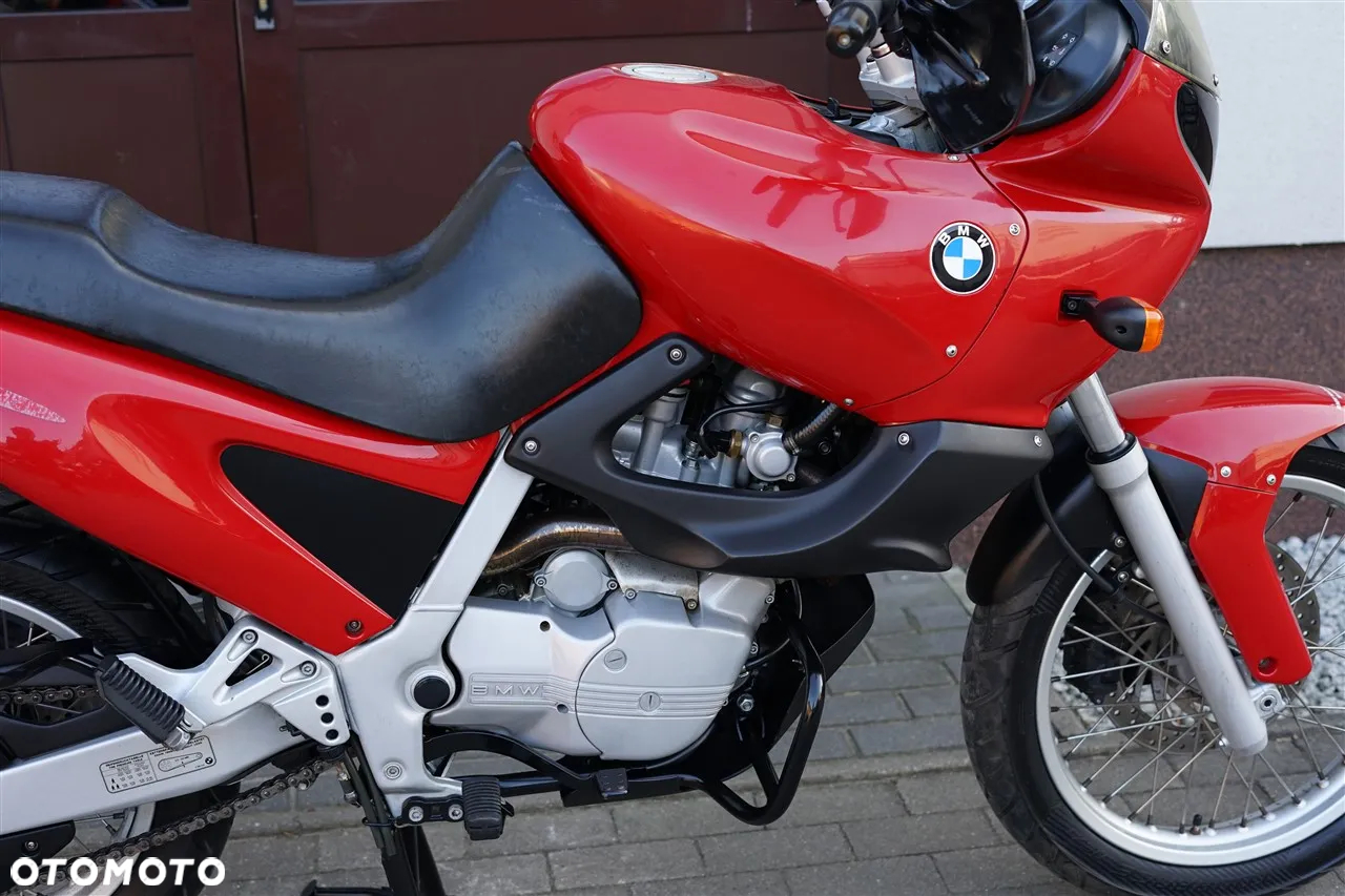 BMW F - 8