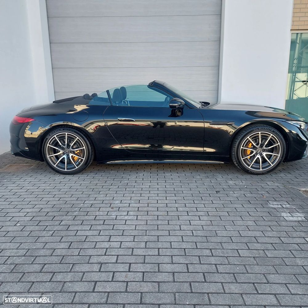 Mercedes-Benz SL 63 AMG 4Matic+ - 29