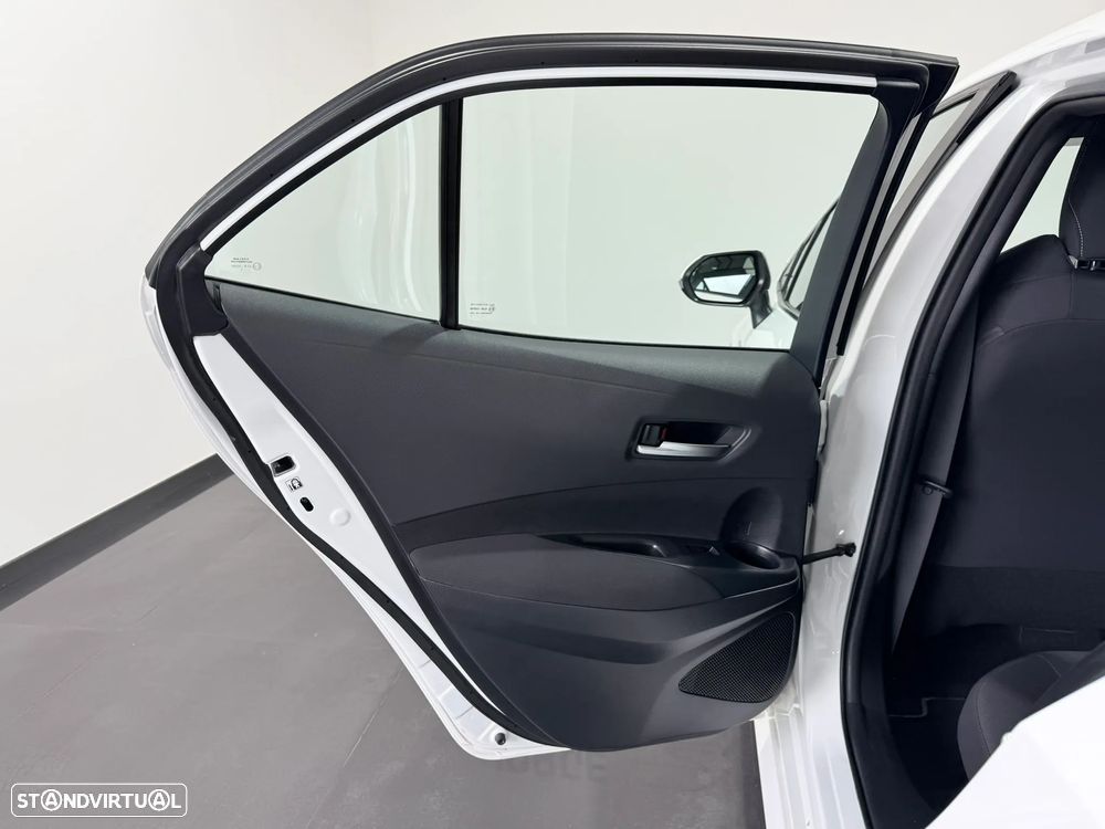 Toyota Corolla 1.8 Hybrid Comfort - 41