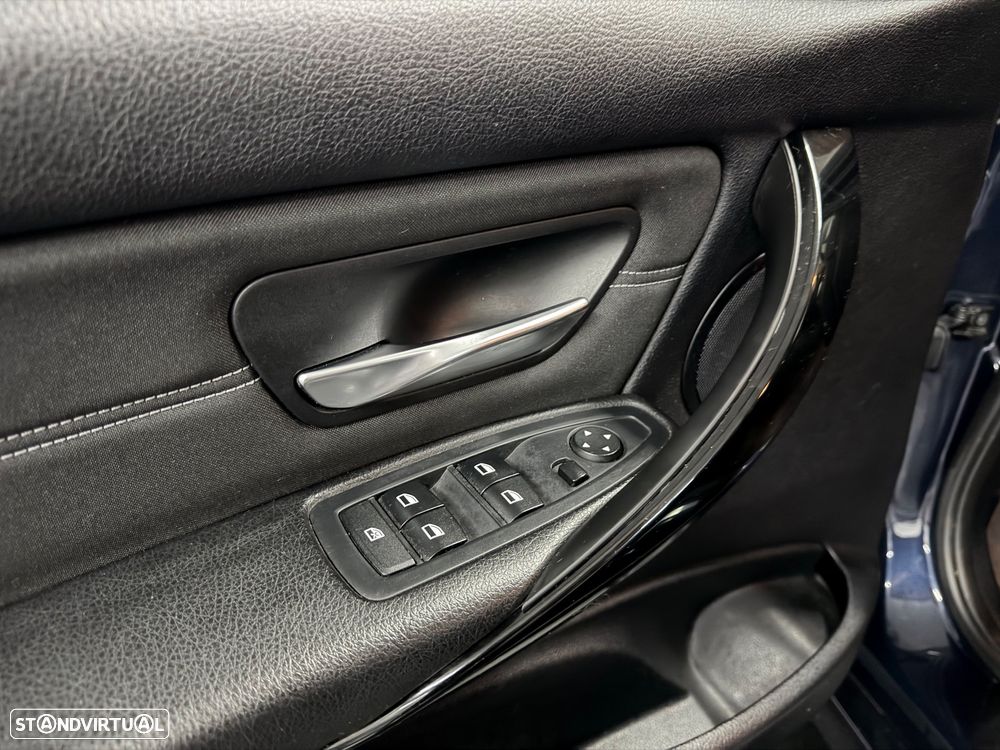 BMW 320 d Line Sport - 18