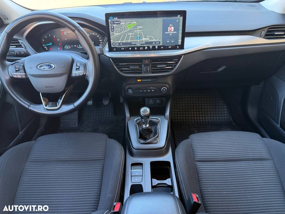 Ford Focus 1.0 EcoBoost Titanium - 2