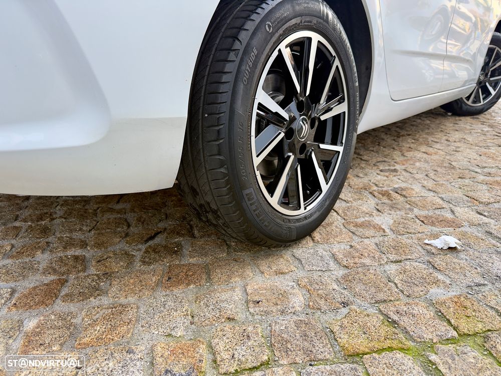 Citroën C4 e-HDi 110 EGS6 Stop/Start System Exclusive - 17