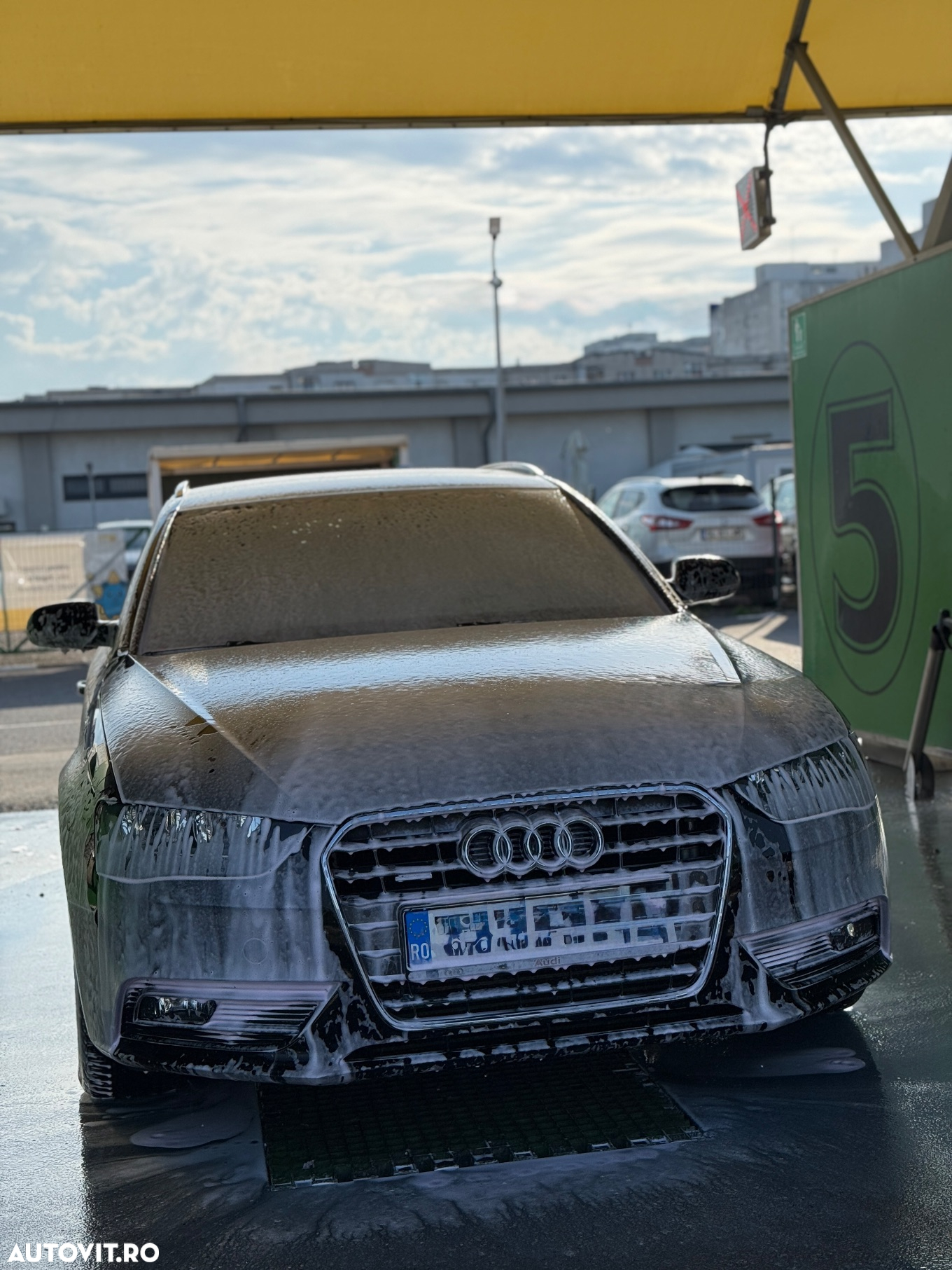 Audi A4 Avant 2.0 TDI DPF quattro Ambition - 2