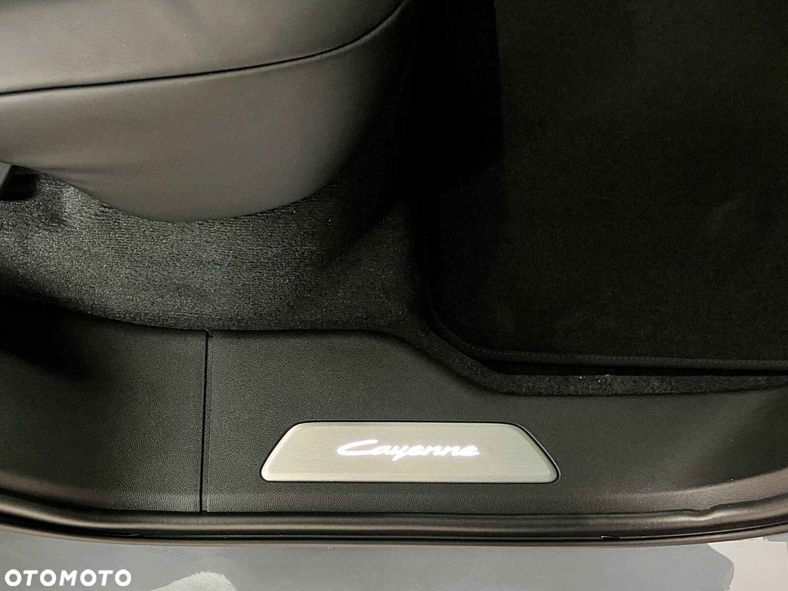 Porsche Cayenne - 27