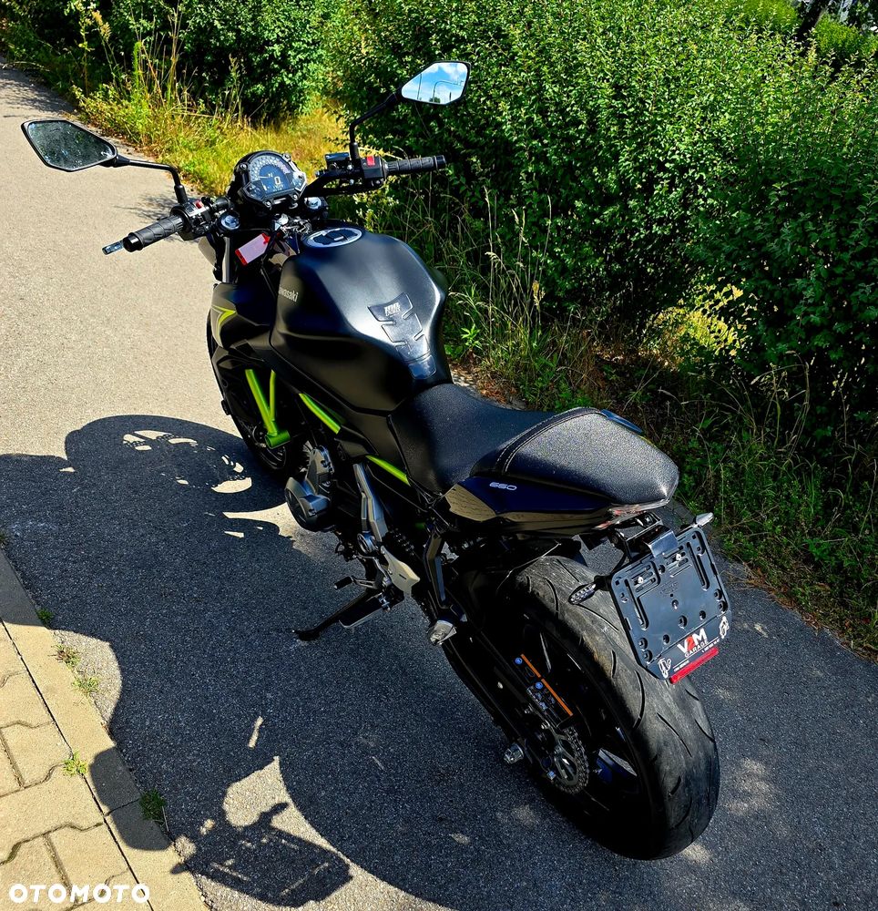 Kawasaki Z 650 - 6