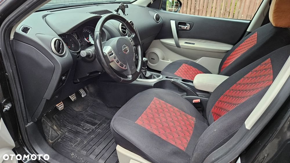 Nissan Qashqai - 9