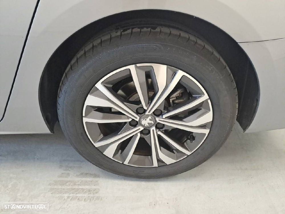 Peugeot 508 1.6 Hybrid Allure Pack e-EAT8 - 11