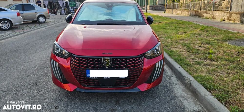 Peugeot 208 1.2 L PureTech STT EAT8 Allure - 4