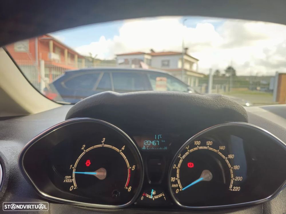 Ford Fiesta 1.5 TDCi Titanium - 7