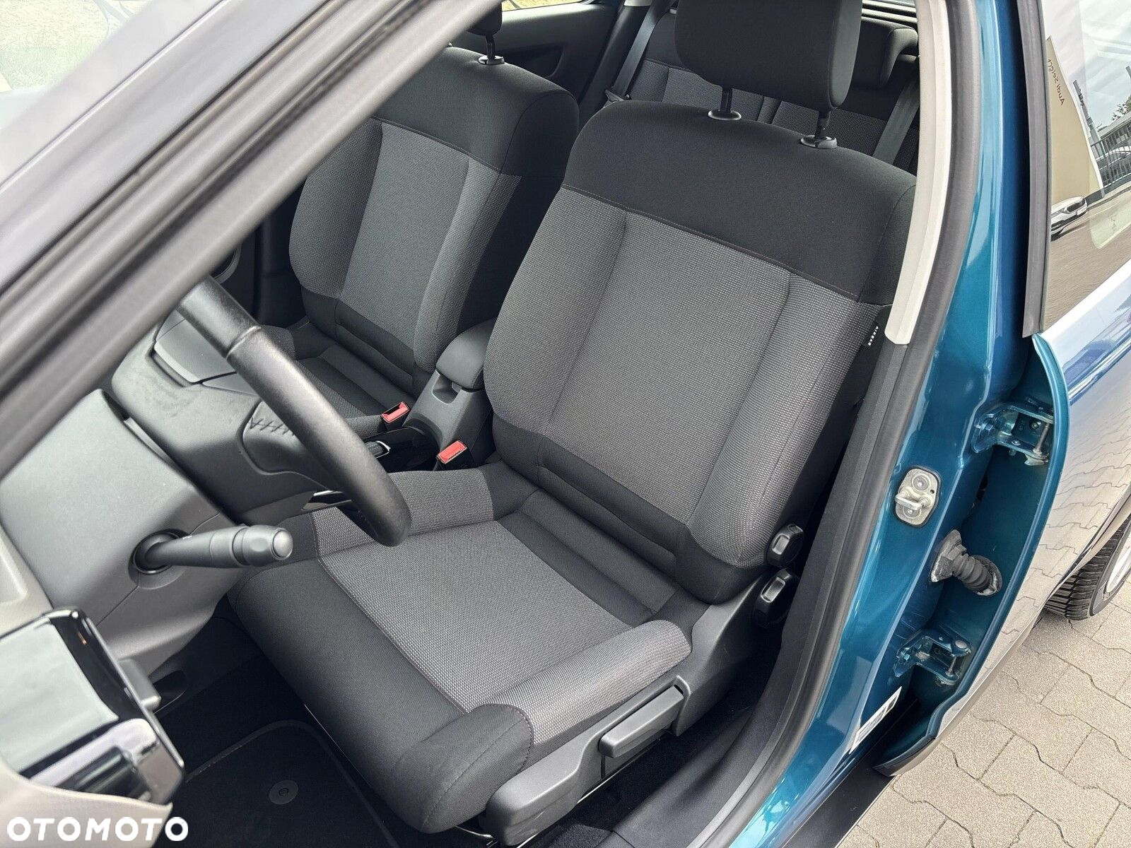 Citroën C4 Cactus - 12