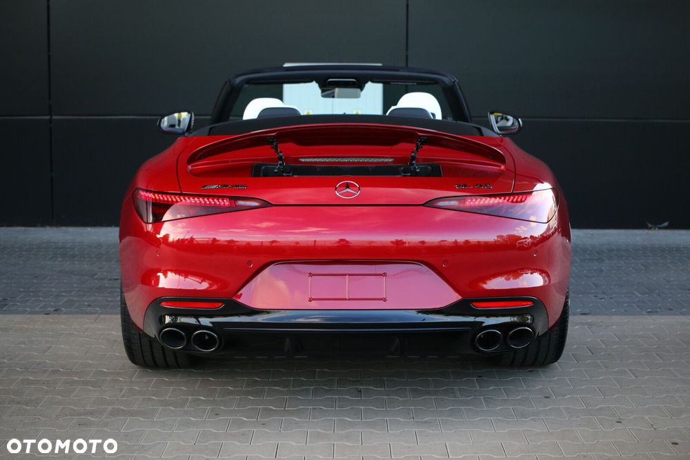 Mercedes-Benz SL - 16