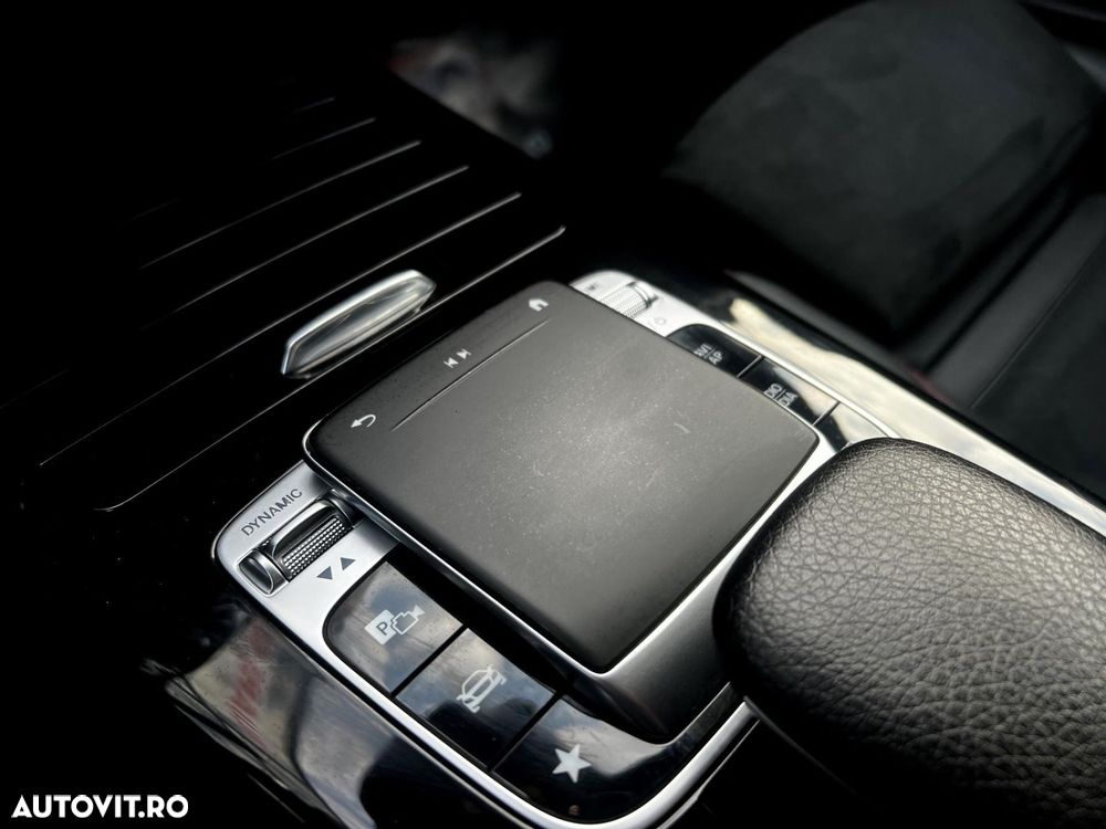 Mercedes-Benz CLA - 13