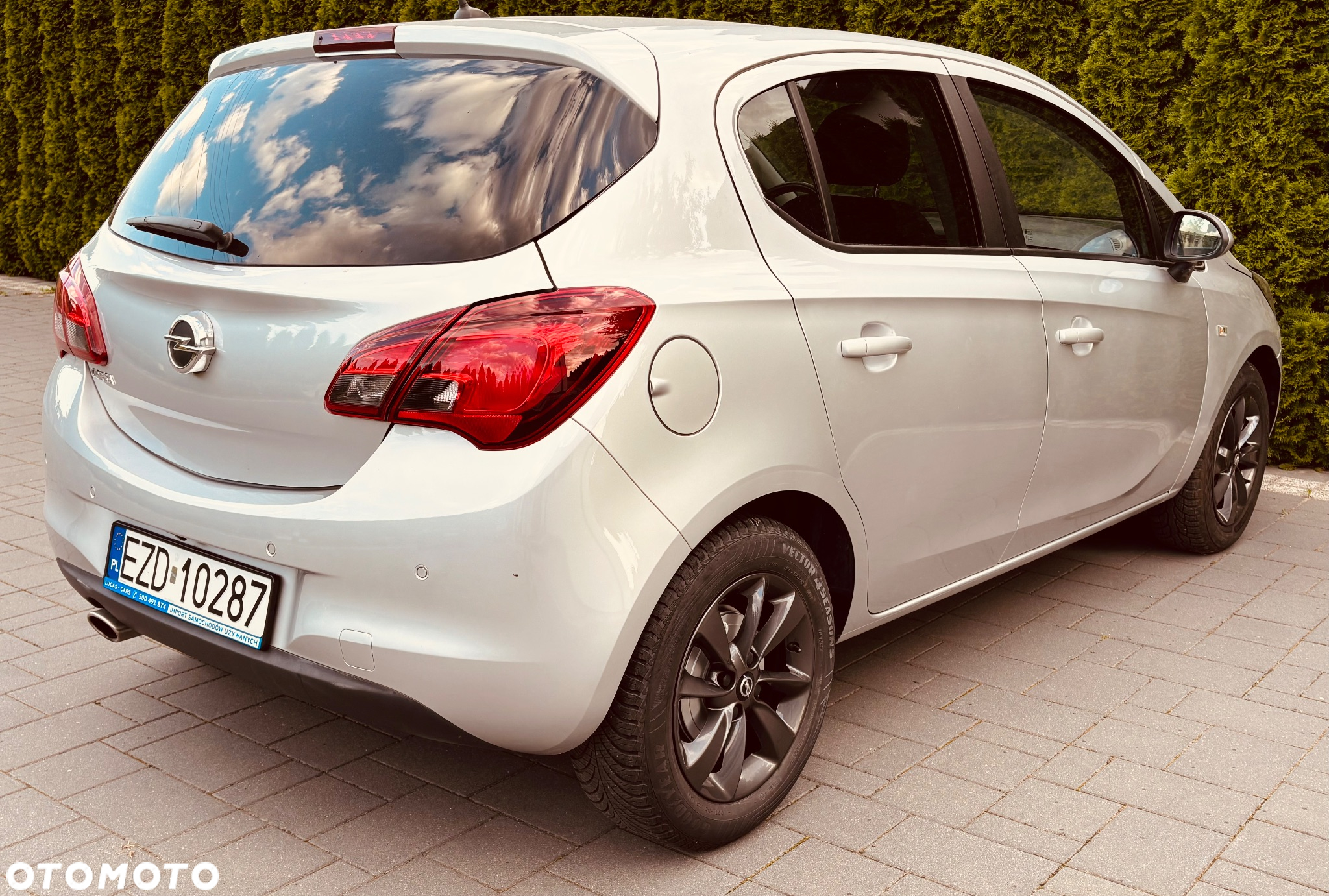Opel Corsa 1.4 120 Jahre - 15