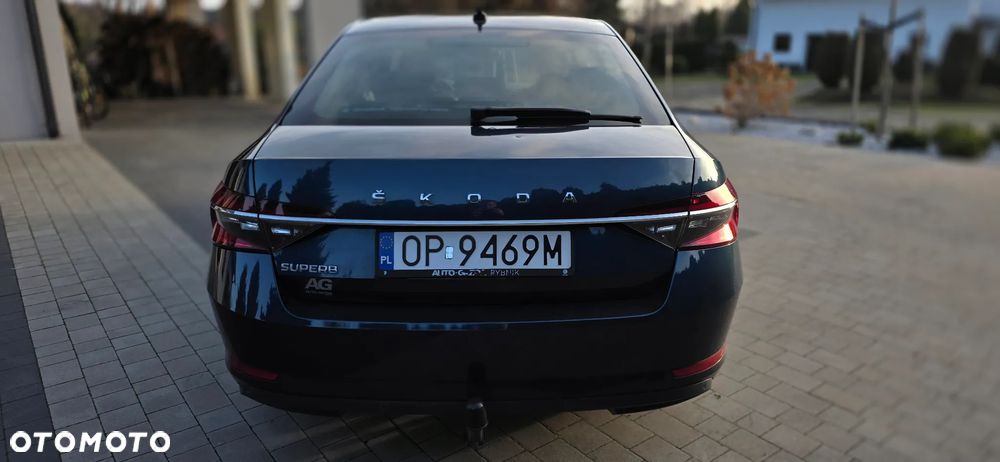 Skoda Superb 2.0 TSI Ambition DSG - 9