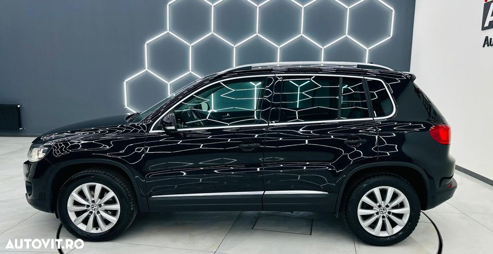 Volkswagen Tiguan 2.0 TDI DPF BlueMotion Technology Cup Sport & Style - 32