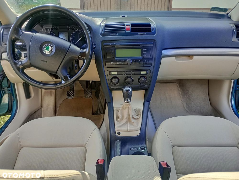 Skoda Octavia 2.0 TDI Elegance - 5