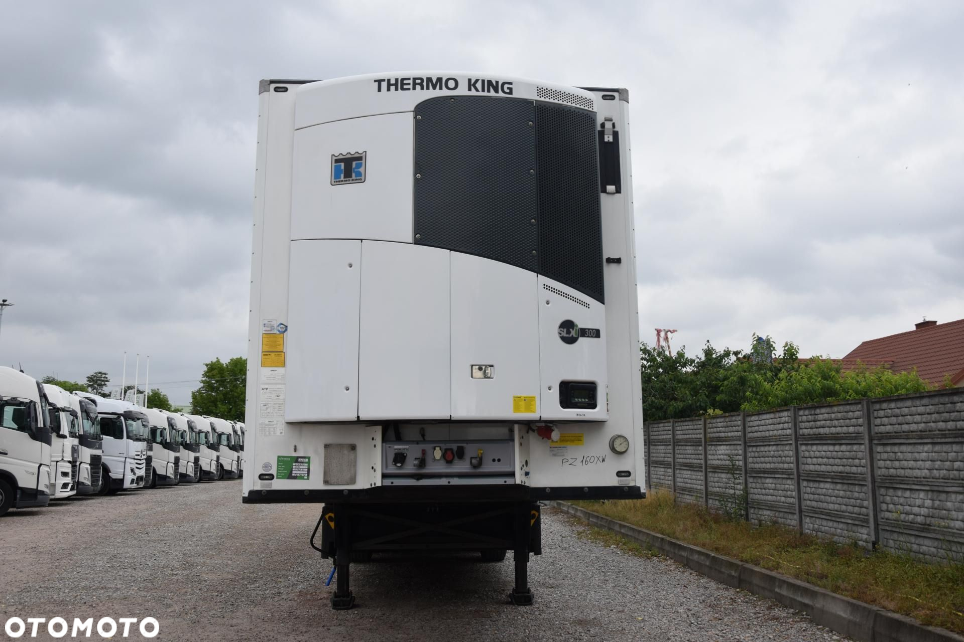 Schmitz Cargobull SKO FP 60 ThermoKing SLXi 300 - 2