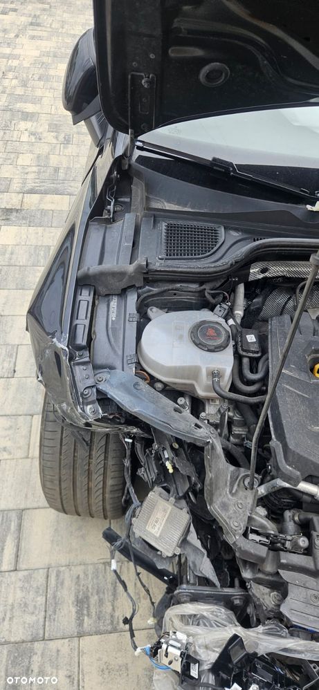 Volkswagen Golf - 9