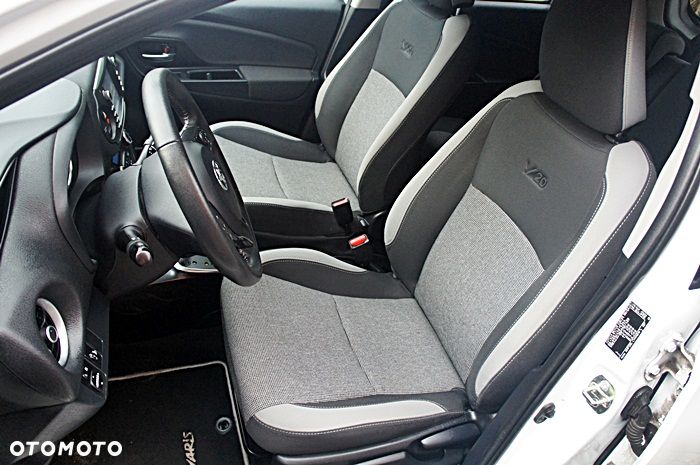 Toyota Yaris 1.5 VVT-i Y20 Club - 16