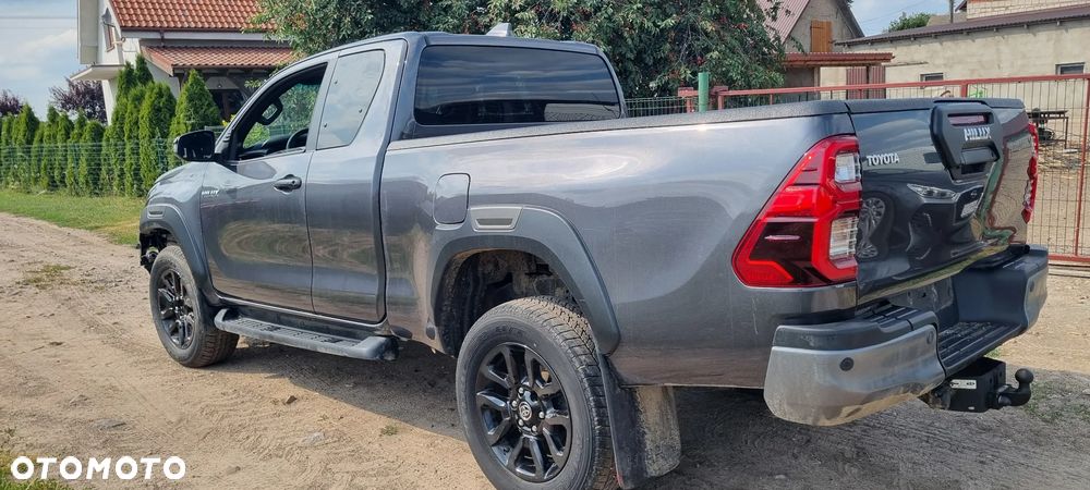 Toyota Hilux 4x4 Double Cab Autm Invincible - 5