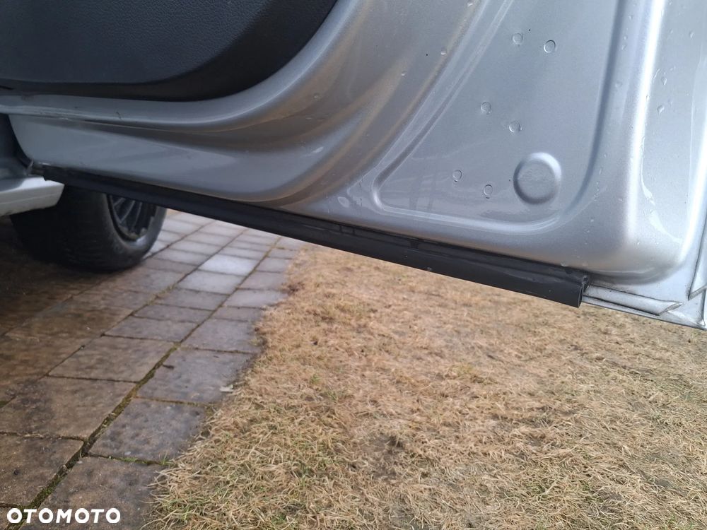 Volkswagen Polo 1.0 Blue Motion Technology FRESH - 25