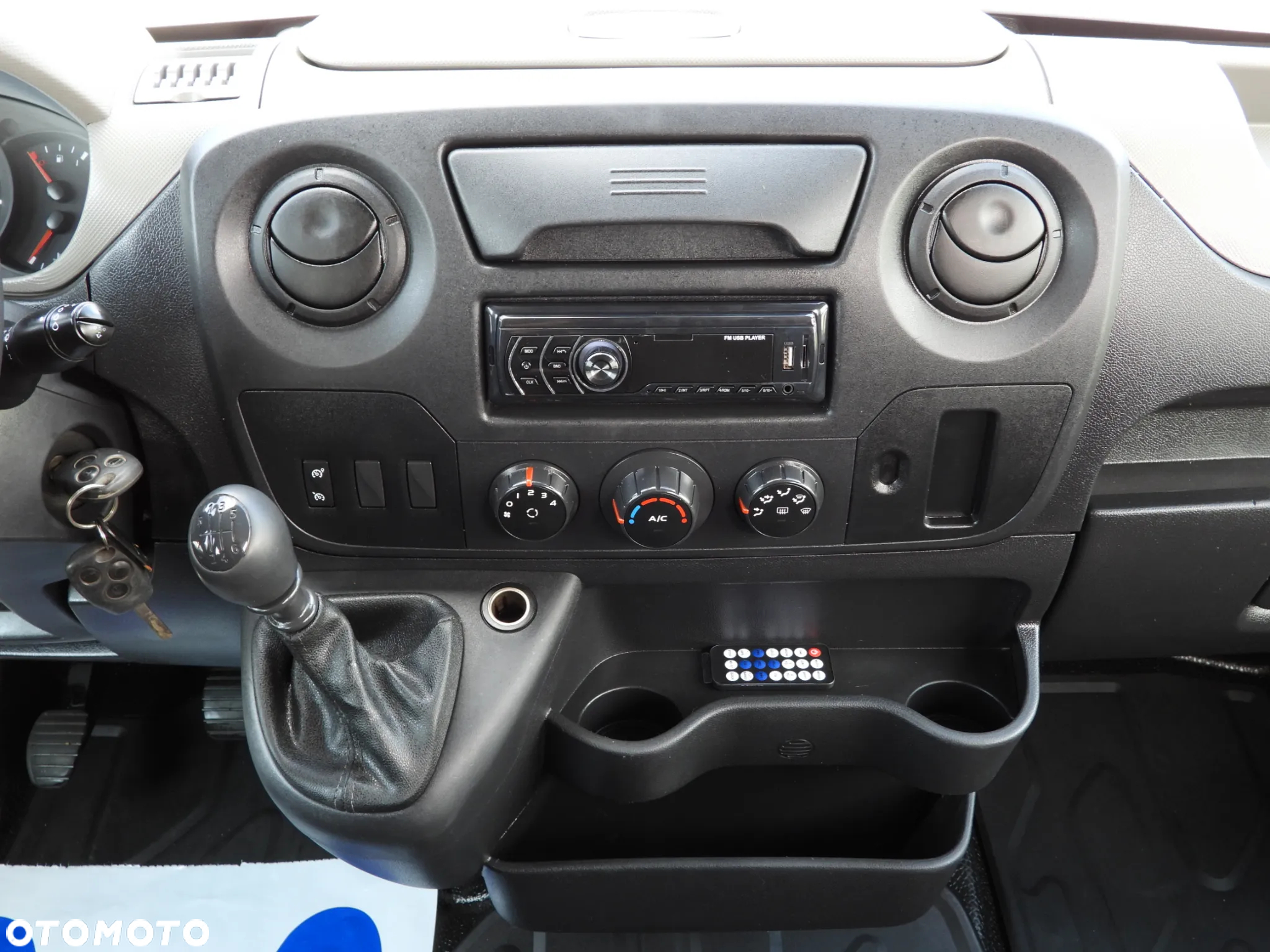 Renault MASTER FURGON BRYGADOWY 7 MIEJSC TEMPOMAT KLIMATYZACJA 110KM [ 066739 ] - 27