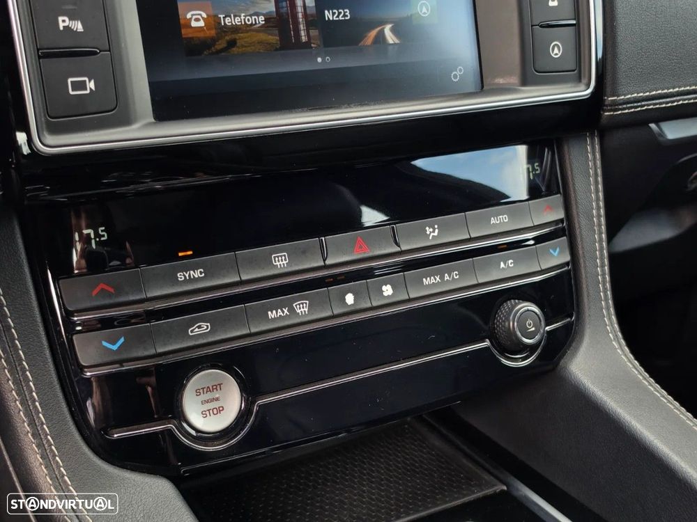 Jaguar F-Pace - 24