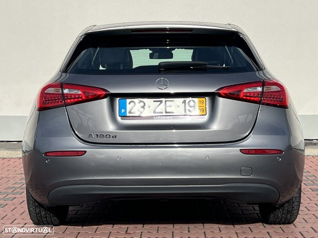 Mercedes-Benz A 180 d Style Plus Aut. - 37