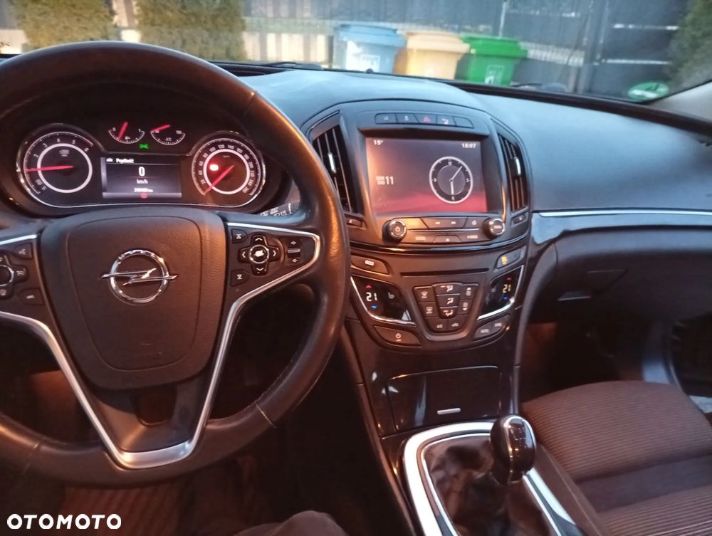 Opel Insignia - 23