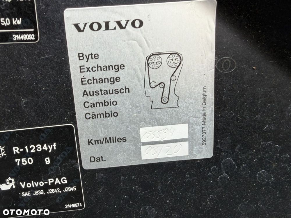 Volvo XC 60 D4 AWD Momentum - 29