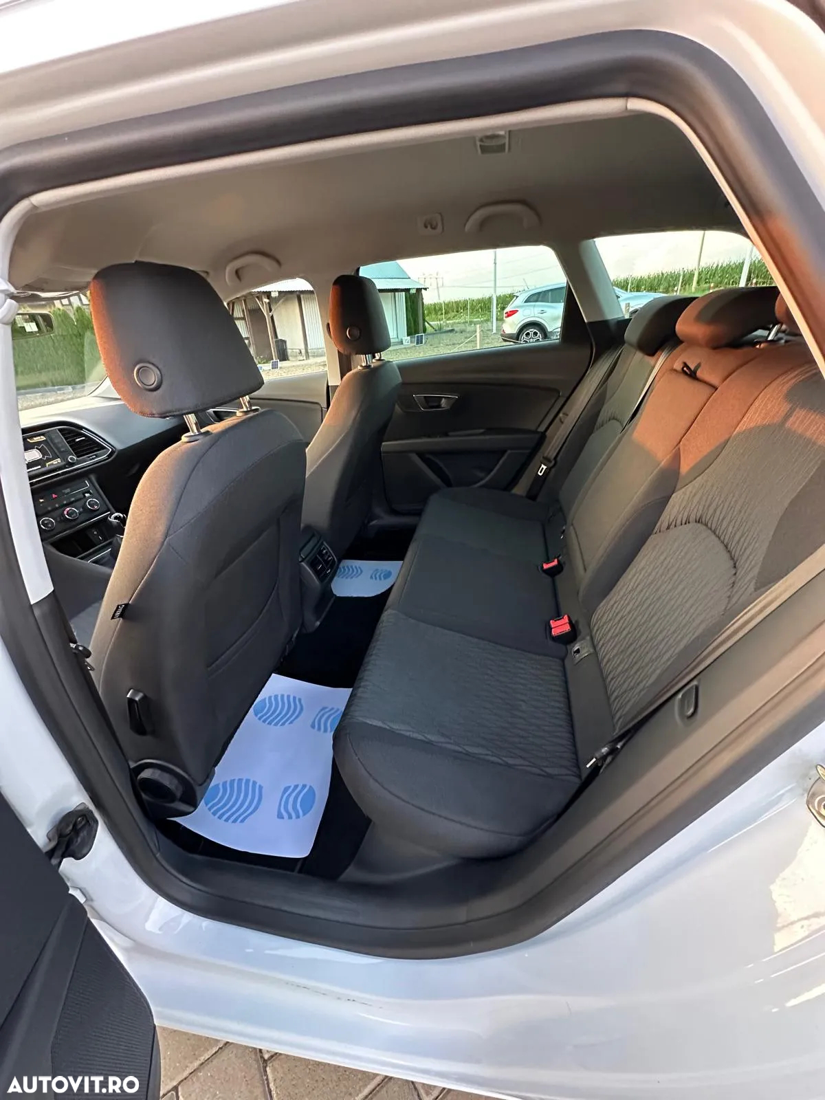 Seat Leon ST 1.6 TDI CONNECT - 6