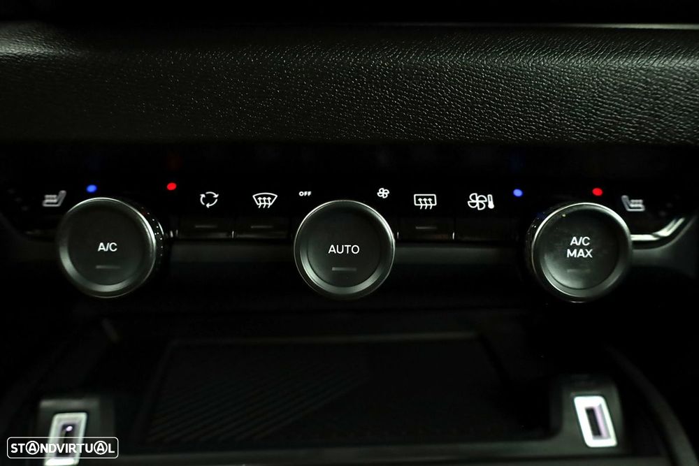 Citroën C4 1.2 PureTech Plus EAT8 - 13