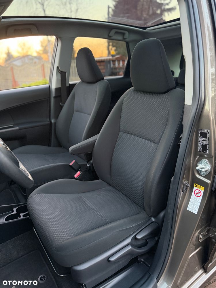 Toyota Verso S 1.33 VVT-i - 18