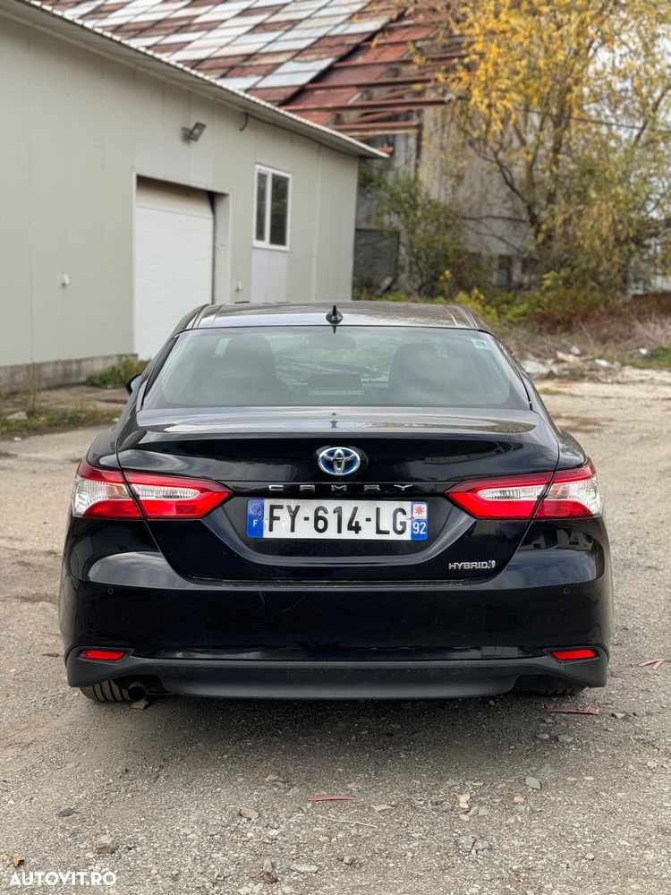 Toyota Camry Business Edition - 5