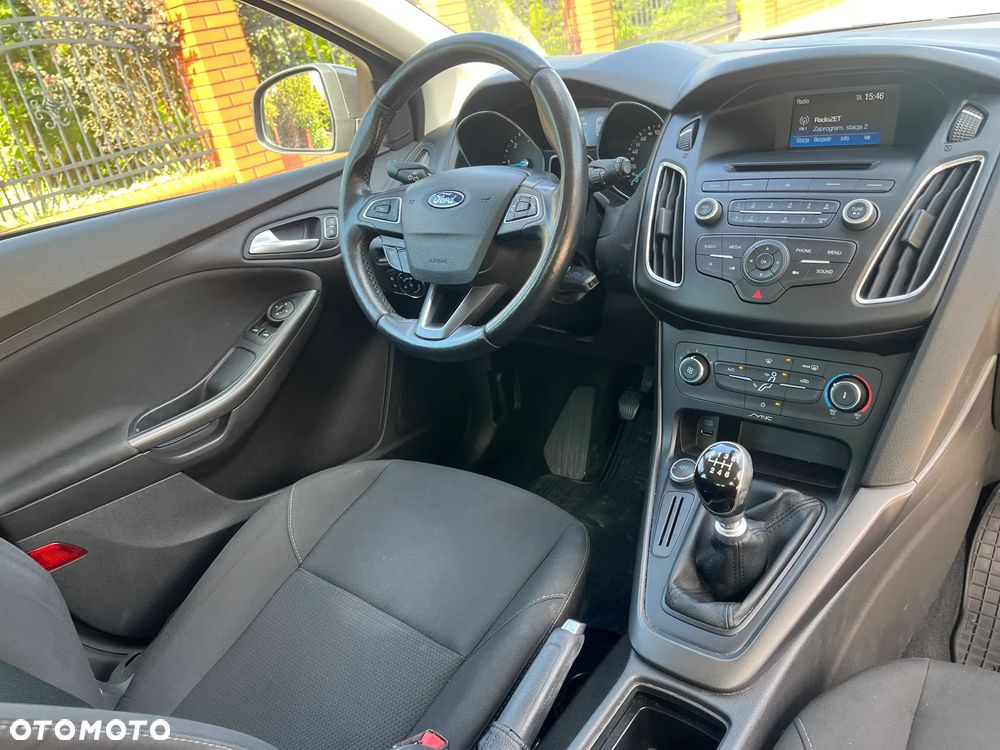 Ford Focus 1.5 TDCi SYNC Edition - 14